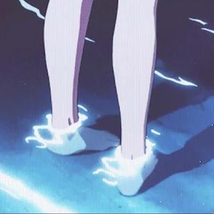 美女走光露出乳头被挤奶网站
